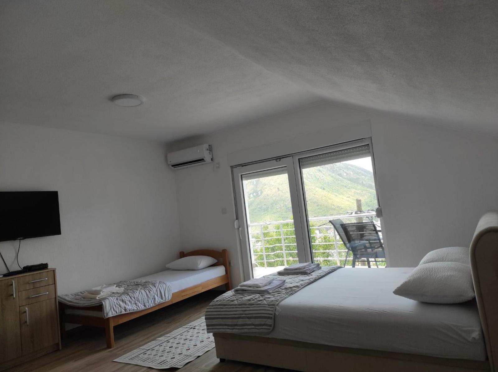 View Of The City - Studio Apartment 2 Mostar Exterior foto