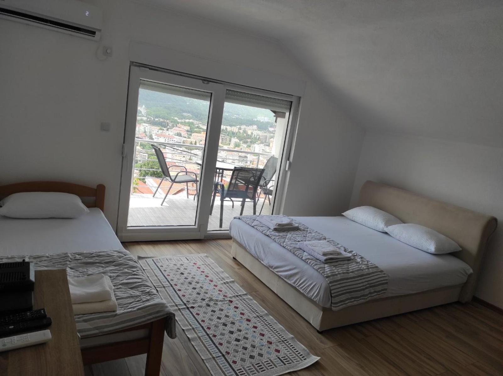 View Of The City - Studio Apartment 2 Mostar Exterior foto